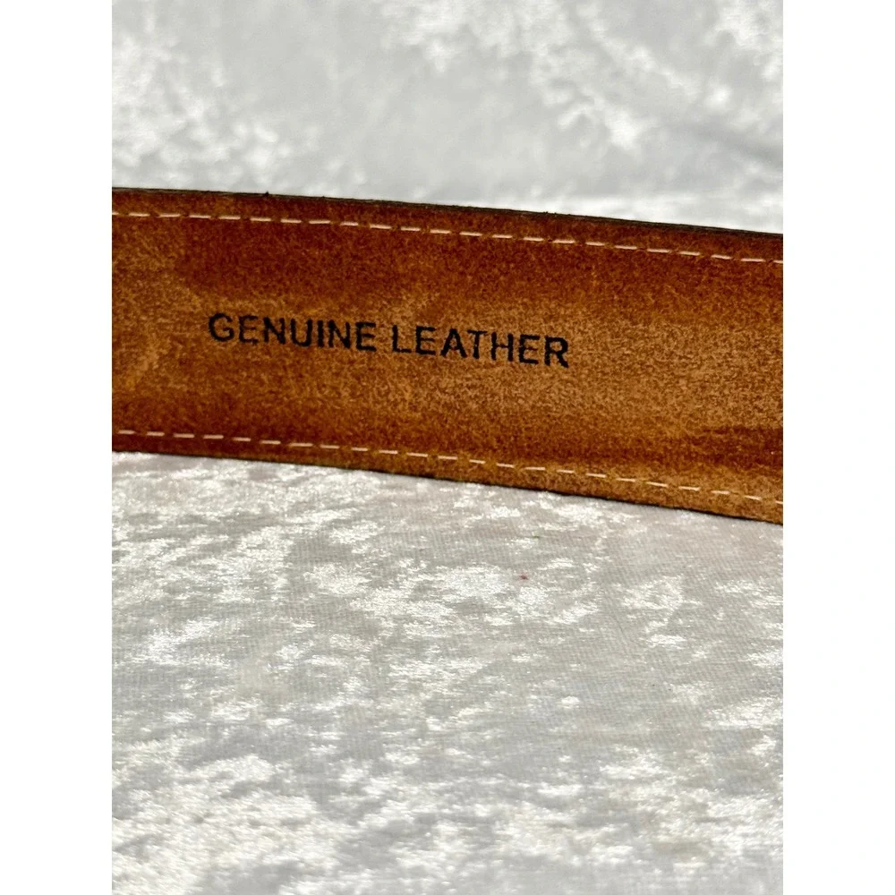 Levis Mens Brown Genuine Leather Belt Size 42/105 Silver Buckle Distressed